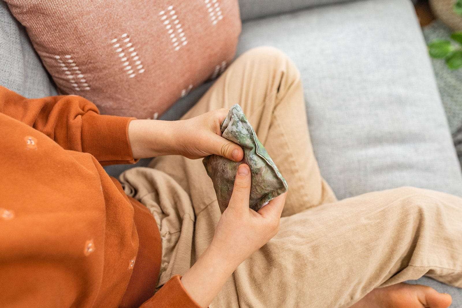 Parker Mountain Comfort Wraps Accessories Fidgets | Single Pack | find focus in the palm of your hands