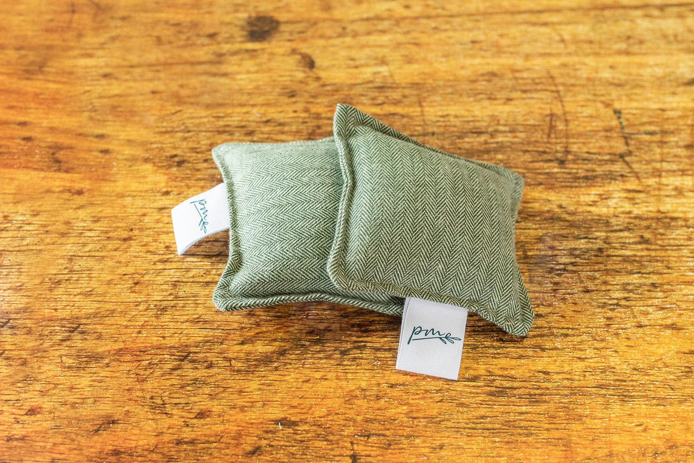 Parker Mountain Comfort Wraps  Accessories Green / Unscented / Square Fidgets | Two Pack | find focus in the palm of your hands