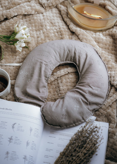 Parker Mountain Comfort Wraps Hearth & Shadow / Unscented Weighted Neck Pillow